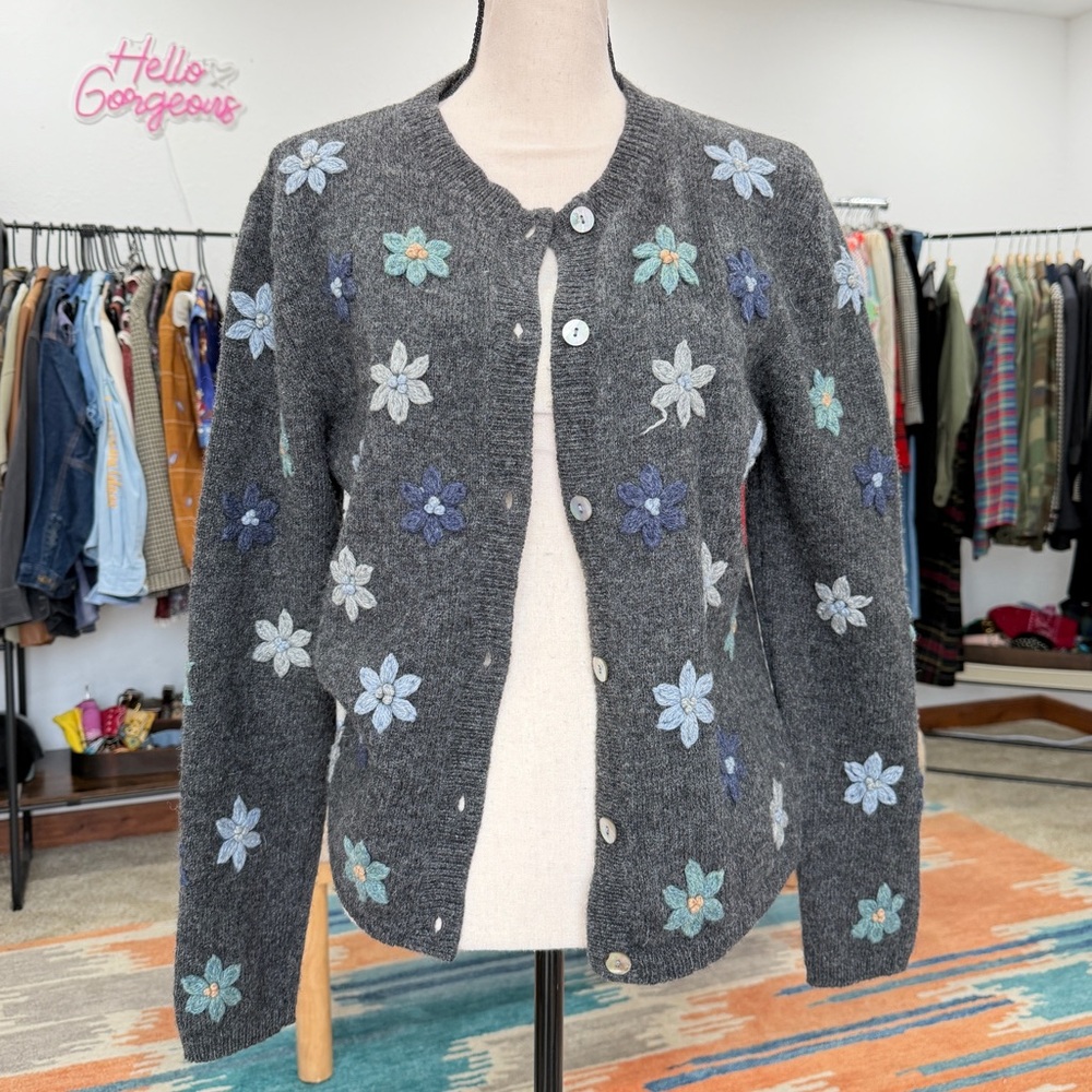 Vintage Eagle’s Eye Wool Cardigan Flower Embroidery Made in Australia